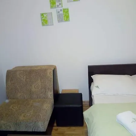 Radin Apartment *