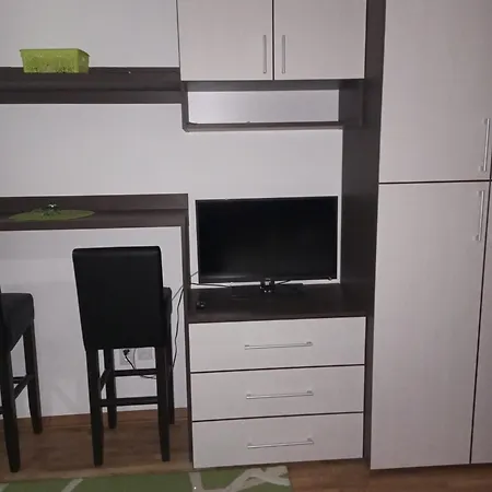 Radin Apartment